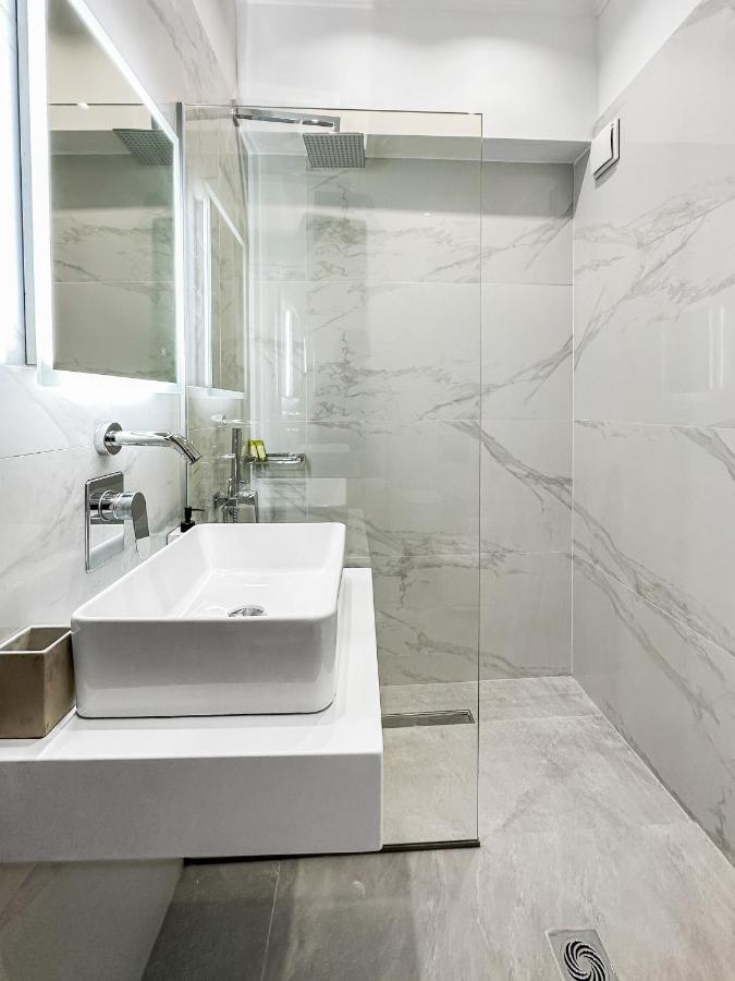 Robin'S Aparthotel Apolpaina ภายนอก รูปภาพ